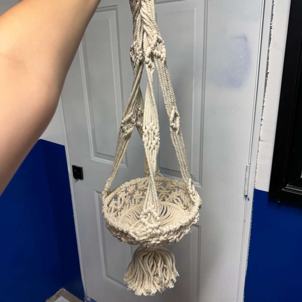 NWT woven plant basket